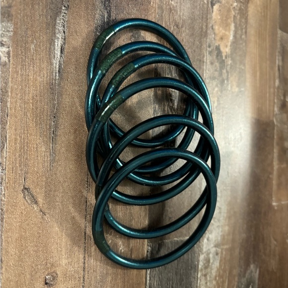 Plume Budhagirl Bracelets - Picture 5 of 5